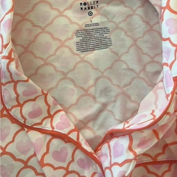 Roller Rabbit × Target Geo Hearts
Pajama Set Small - Picture 4 of 5
